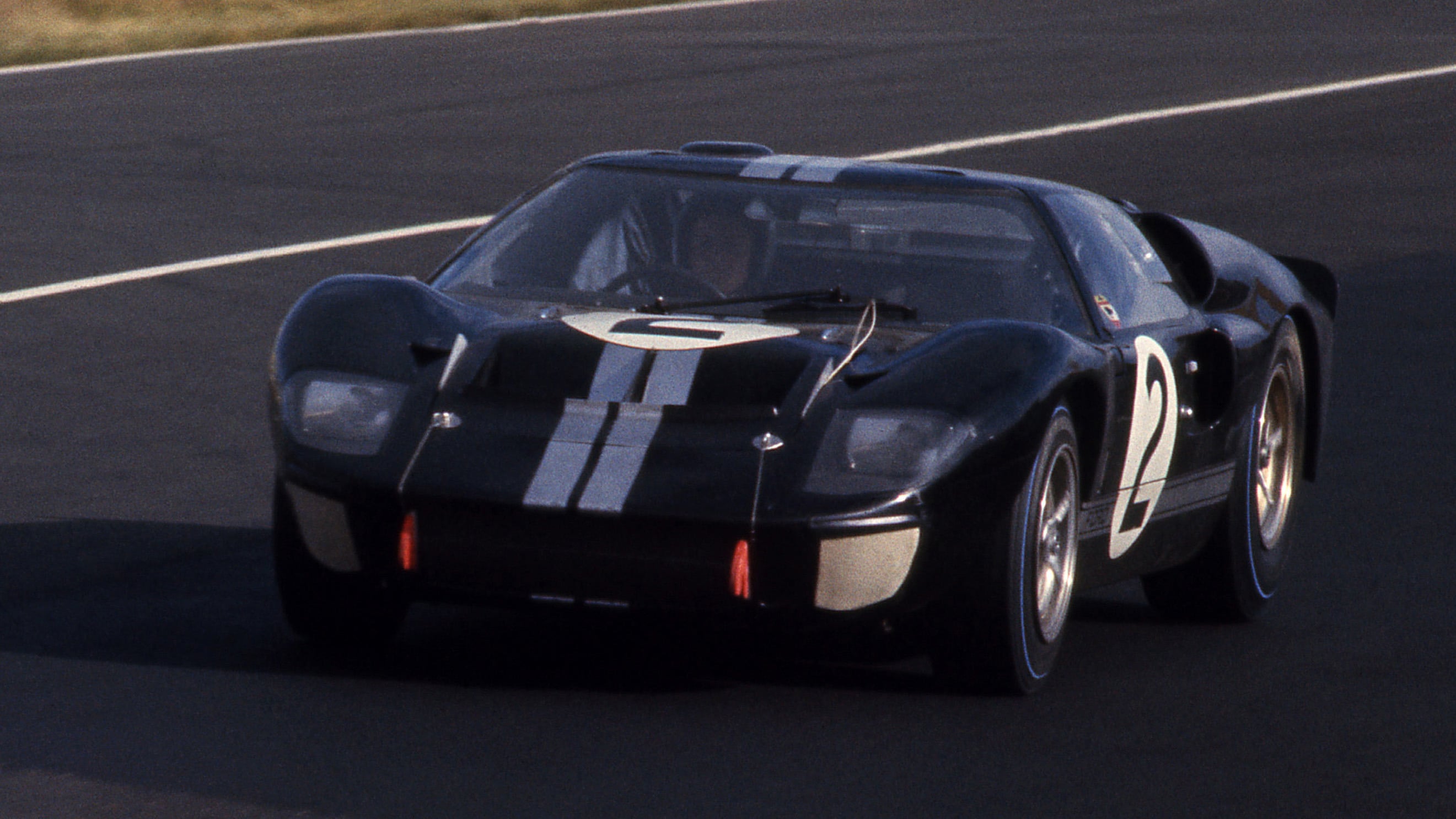 Bruce McLaren and Chris Amon won the 1966 Le Mans with GT40 P/1046.