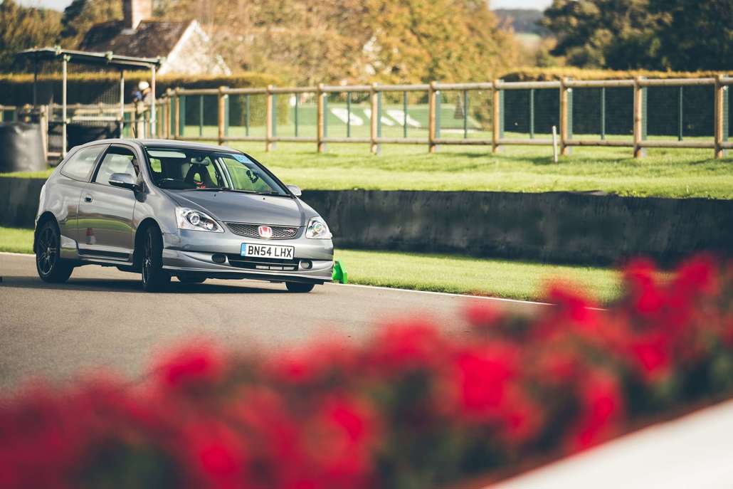 [Gallery] GRRC autosolo – grassroots motorsport at Goodwood