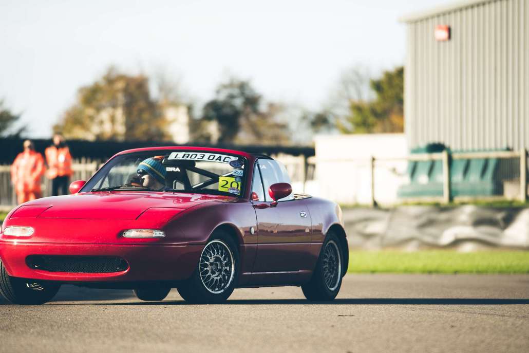 [Gallery] GRRC autosolo – grassroots motorsport at Goodwood