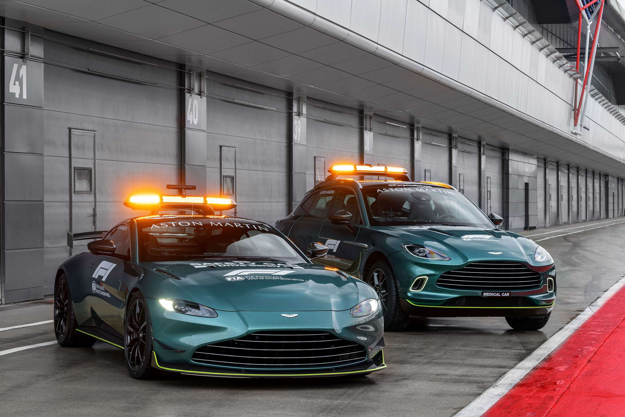 Aston martin safety car Aston martin safety car