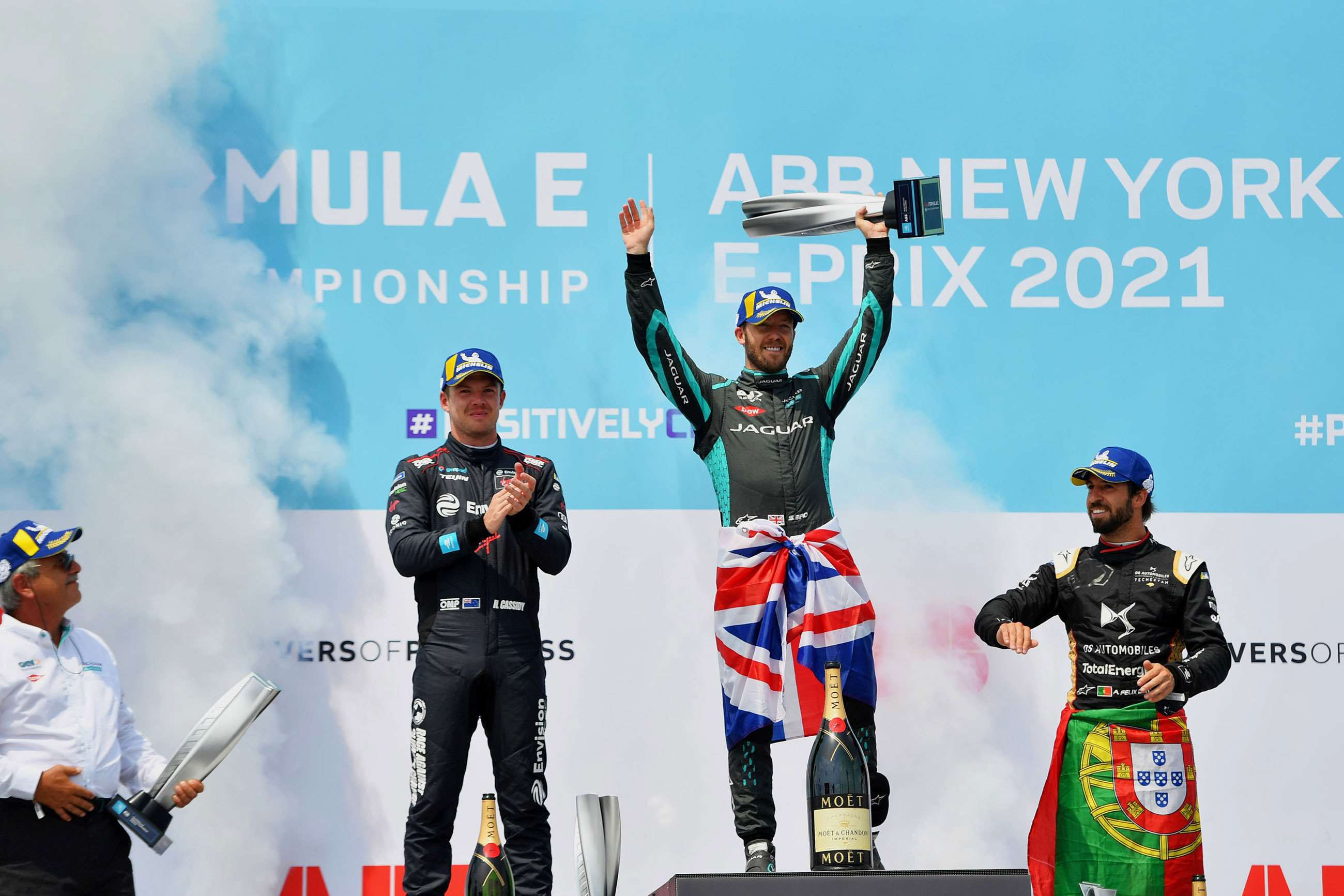 Sam Bird Sam Bird flies the flag for England in Formula E | GRR