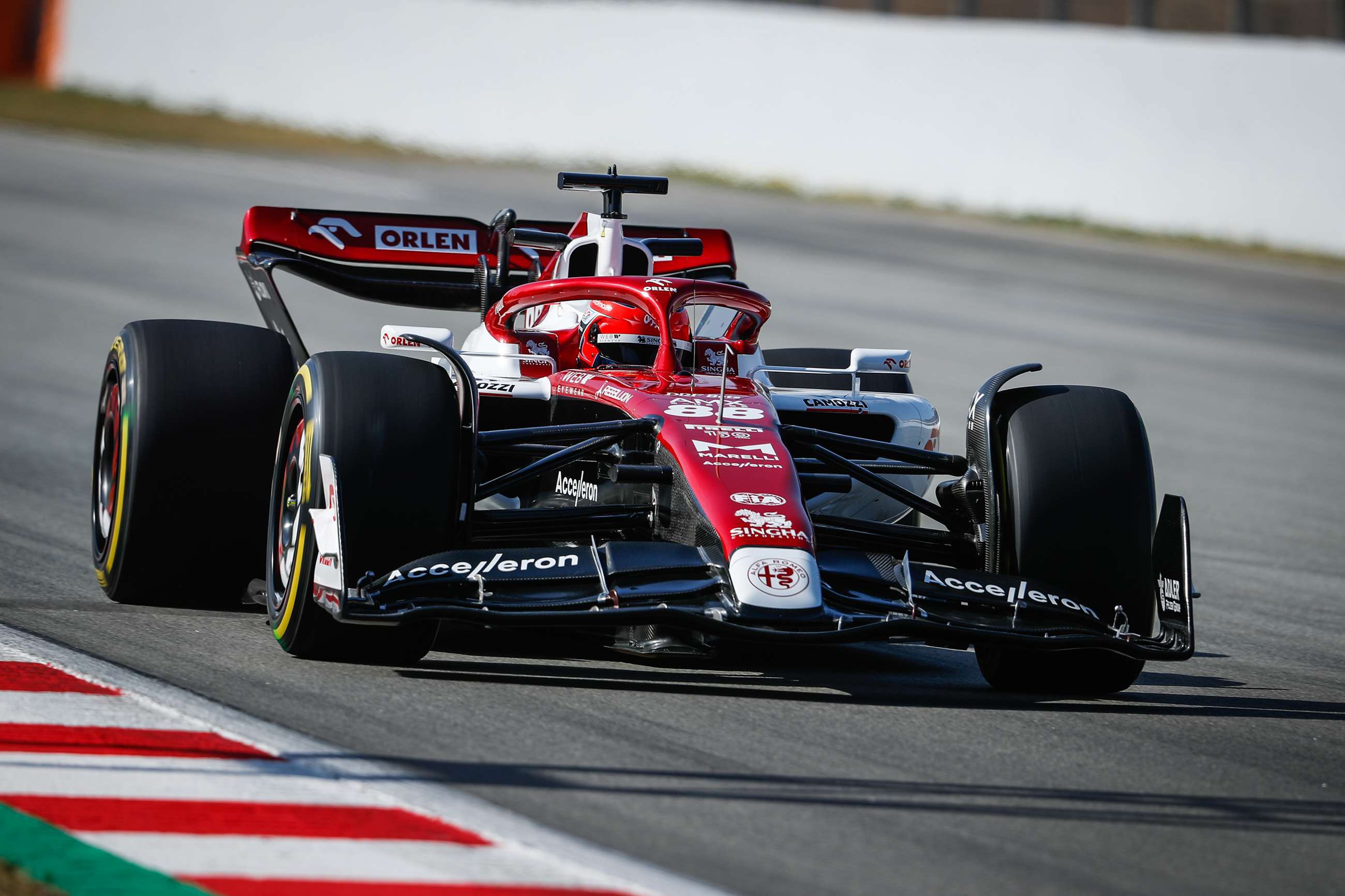 [Gallery] The new Alfa Romeo C42 2022 F1 car | GRR
