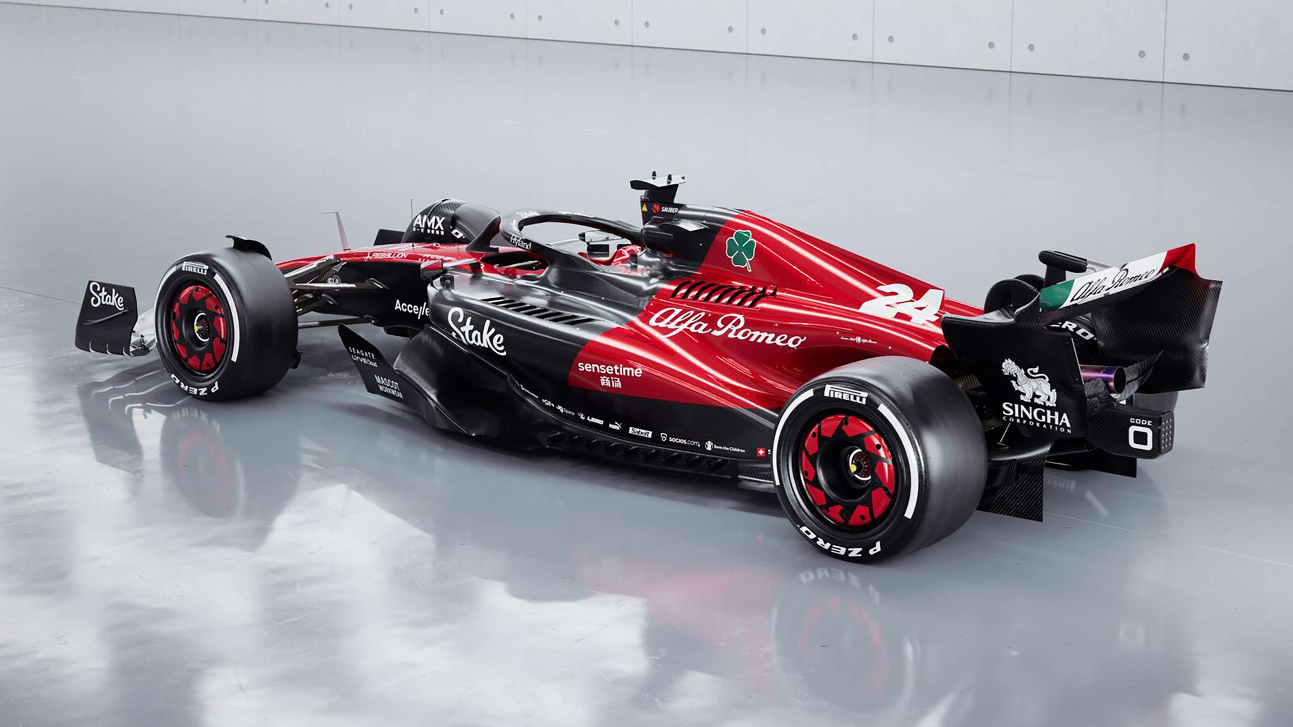 The Alfa Romeo C43 is Sauber's 2025 F1 challenger GRR