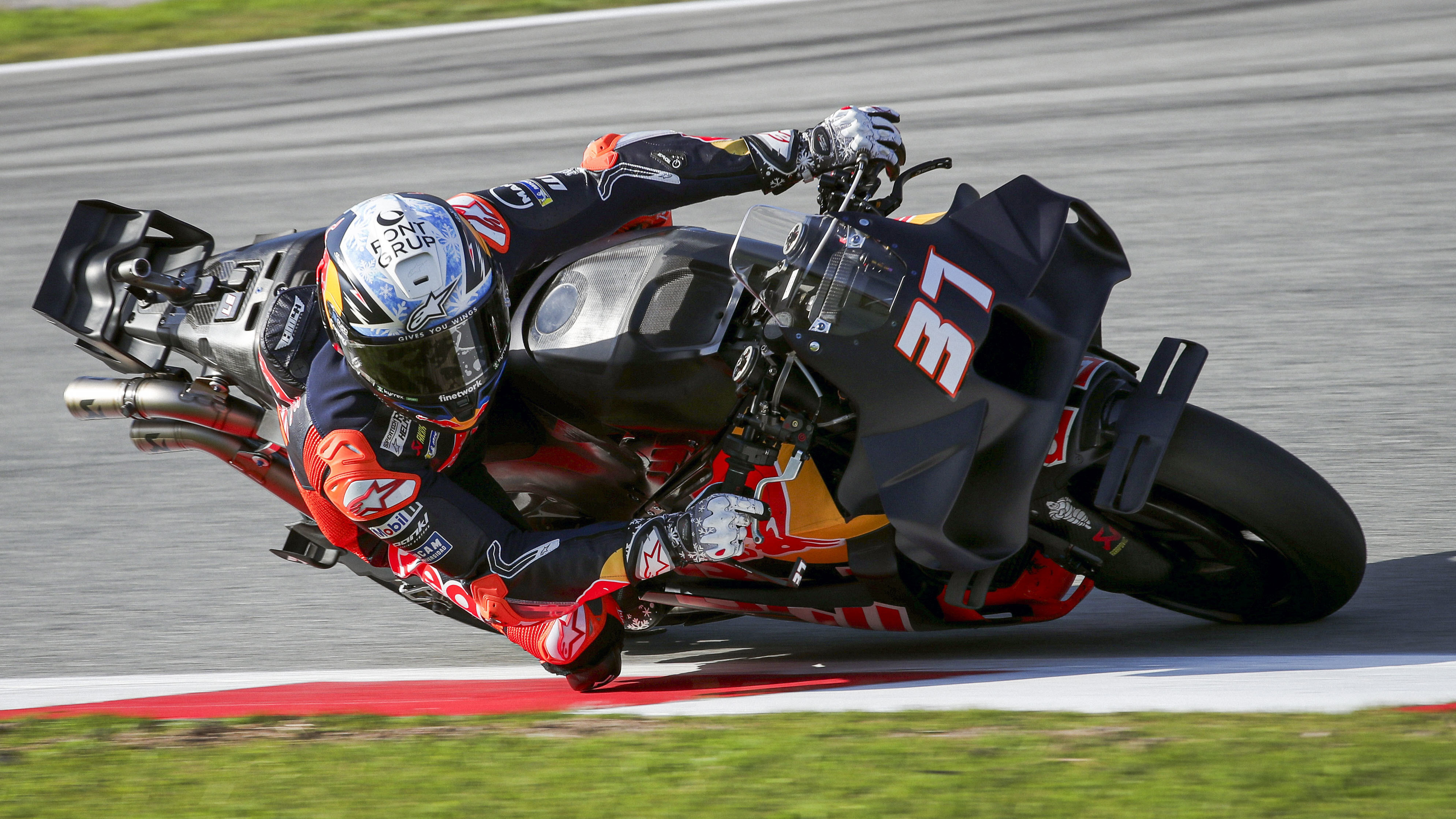 motogp rebranding 3.jpg