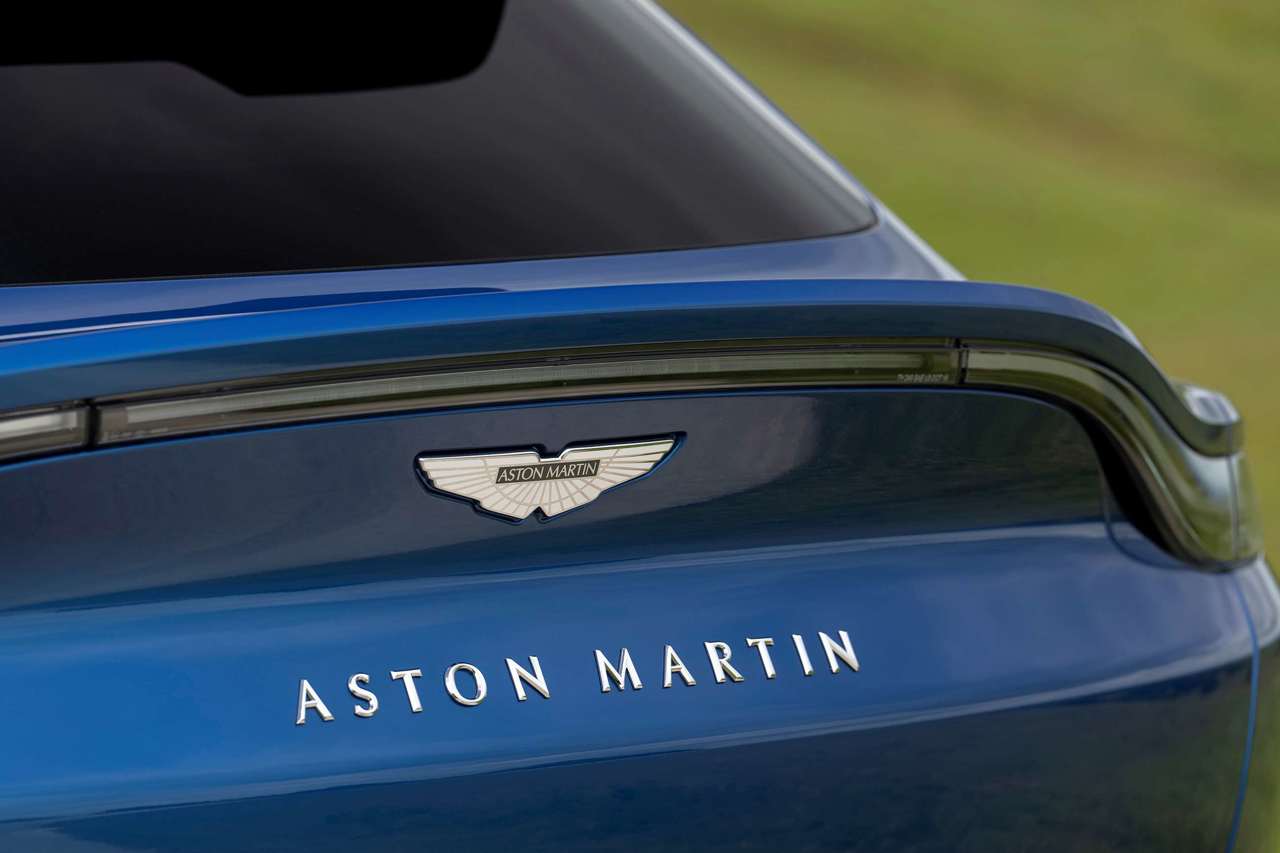 First Drive Aston Martin DBX707 2022 Review GRR