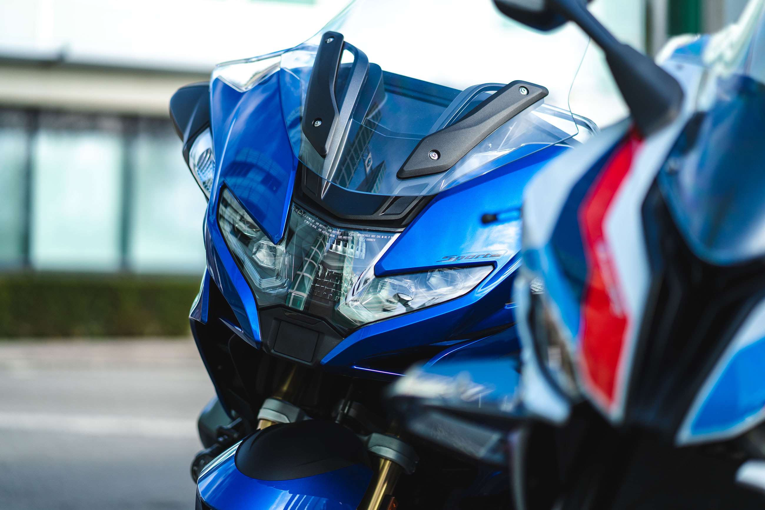 First Ride: 2021 BMW R1250RT Review | GRR