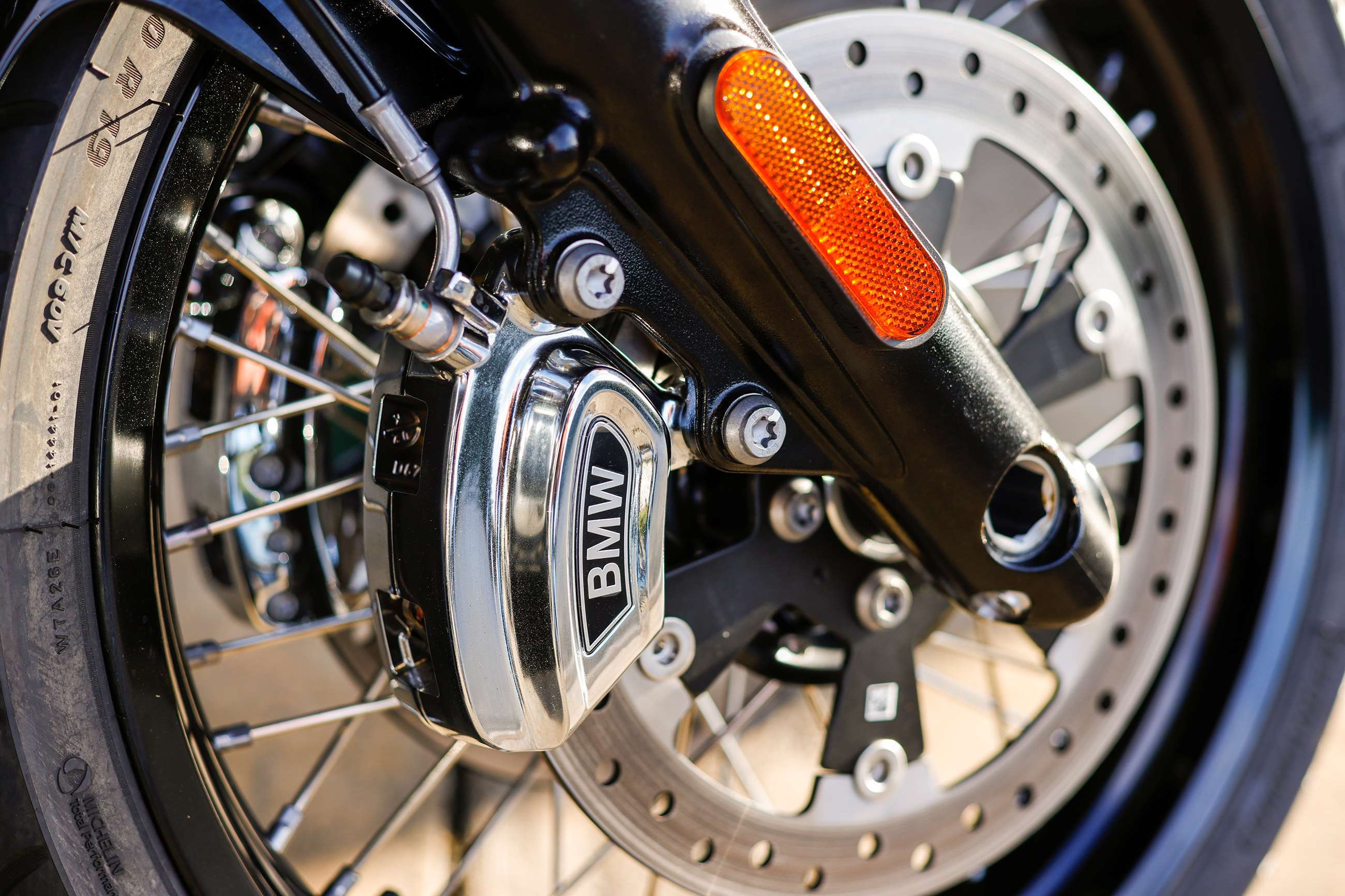 First Ride: 2021 BMW R18 Review | GRR