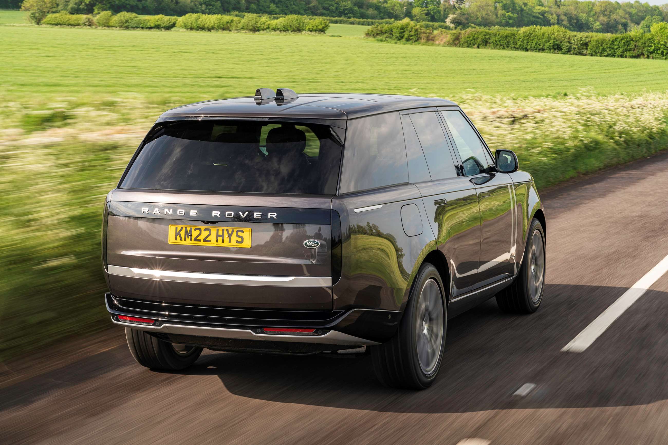 First Drive Range Rover 350 HSE 2022 Review GRR