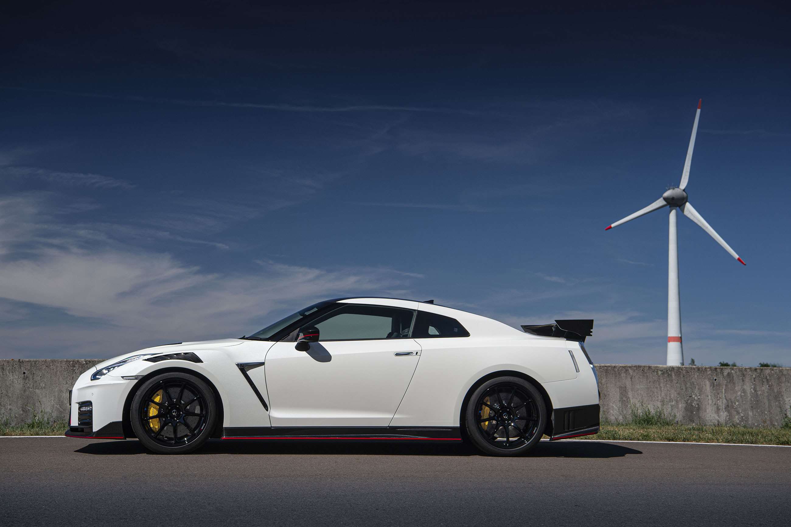 Goodwood Test: 2021 Nissan GT-R Nismo Review | GRR