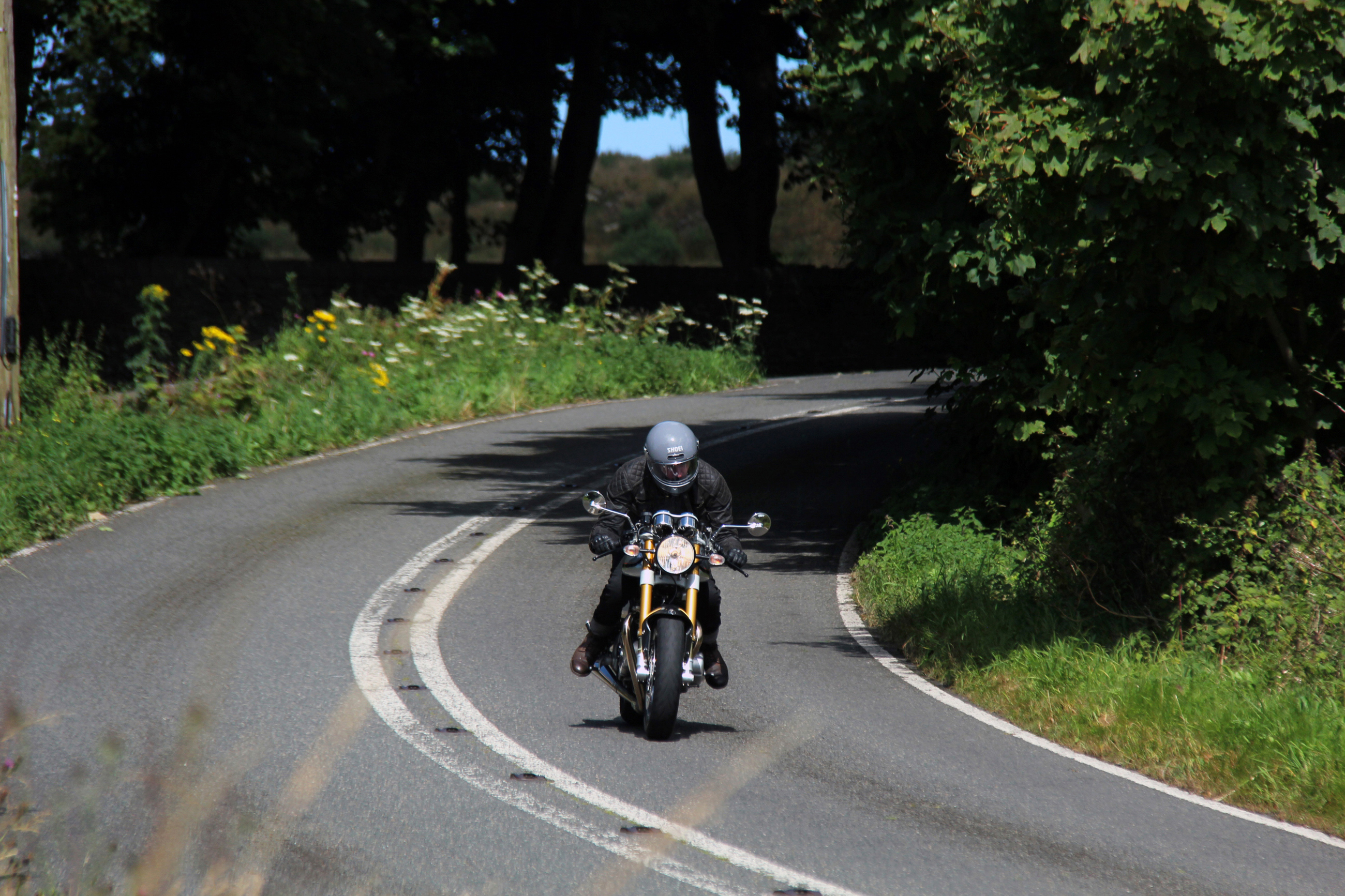 Norton Commando 961 Café Racer 2024 review | First Ride