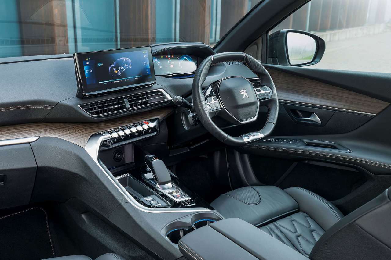 Goodwood Test 21 Peugeot 3008 Hybrid4 Review Grr