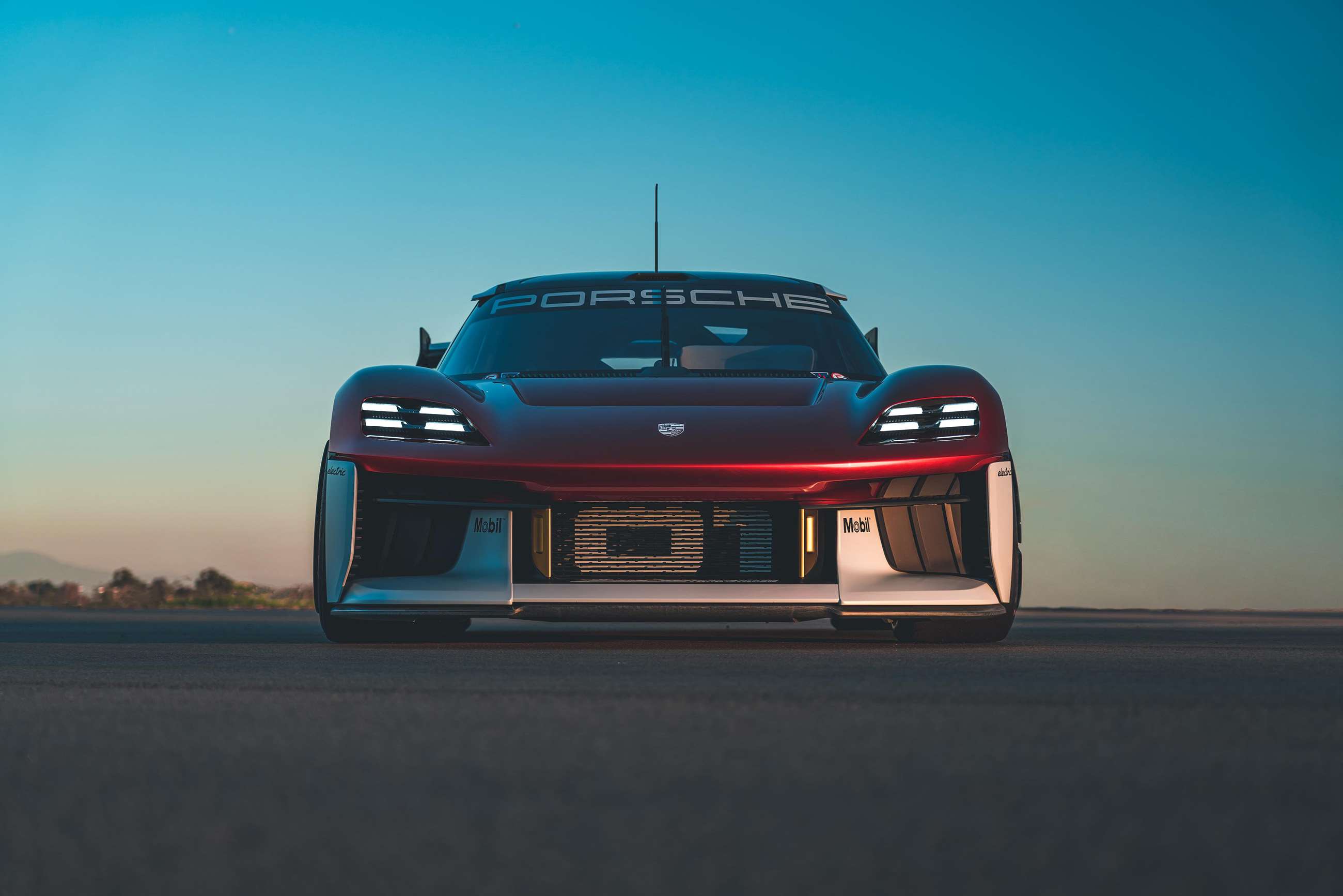 Porsche confirms Boxster EV and new seven-seat SUV | GRR