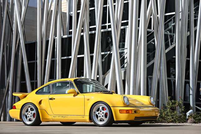 8 5million Porsche 911 Gt1 Could Smash Records At Amelia Island Auction