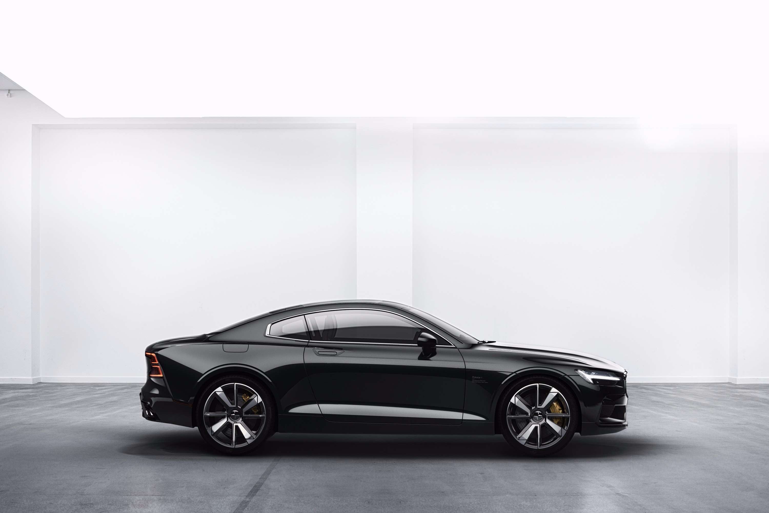Polestar 1 - 600hp subscription-only Swedish super-coupe revealed