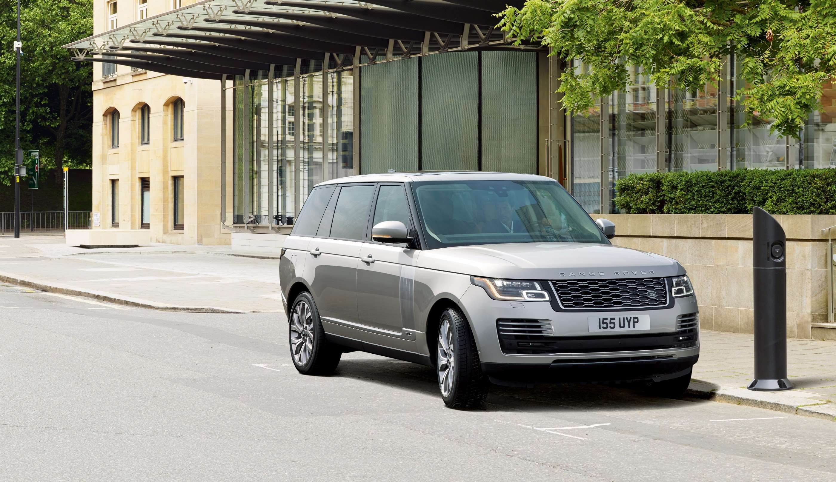 Range rover power