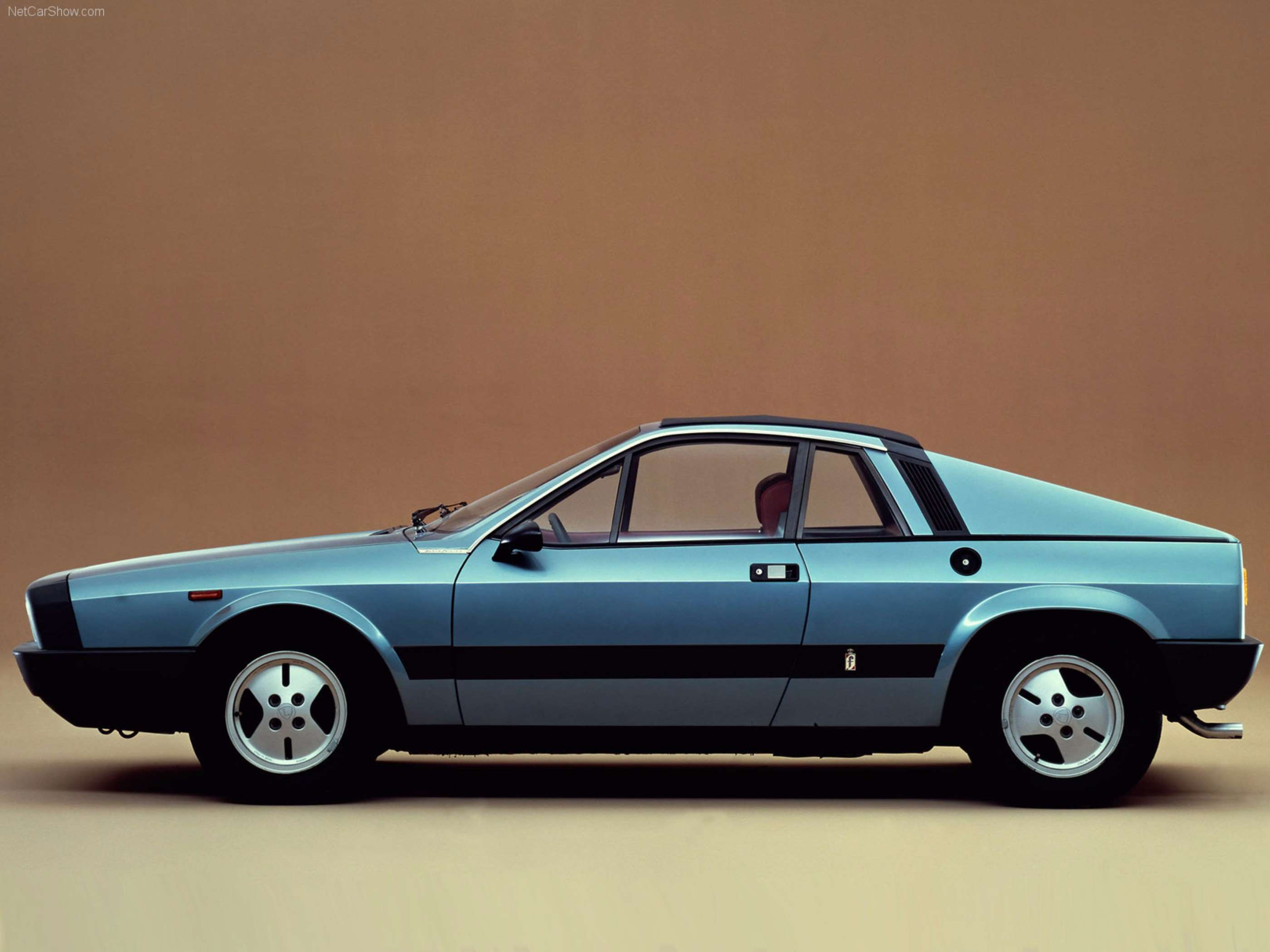 Axon's Automotive Anorak: Ordinary cars borrowing extraordinary names
