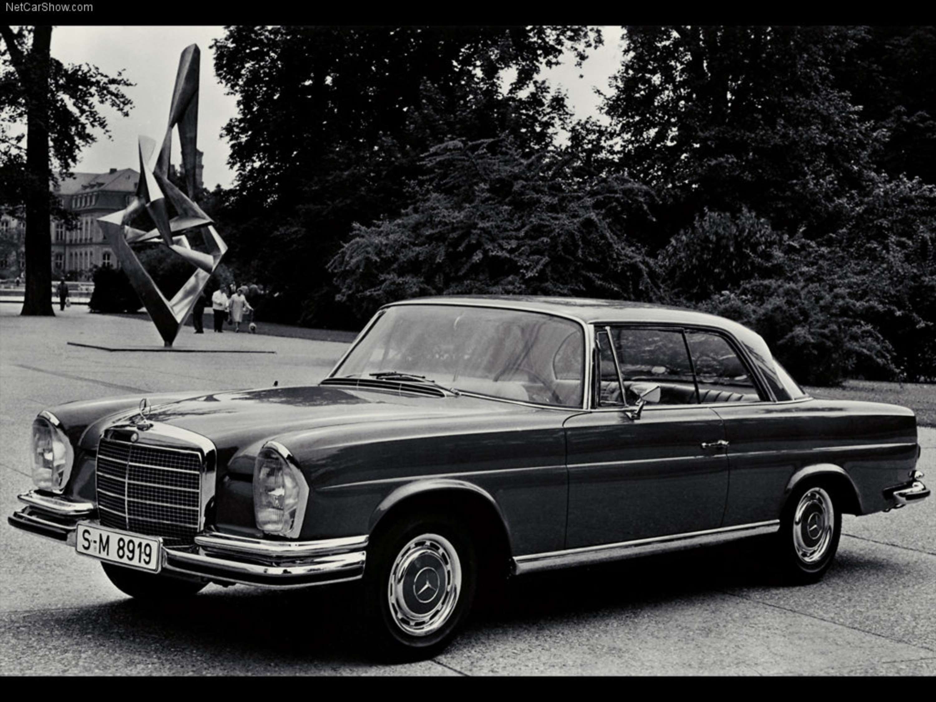 mercedes-benz-280_se_3.5_coupe-1969-1024-01.jpg