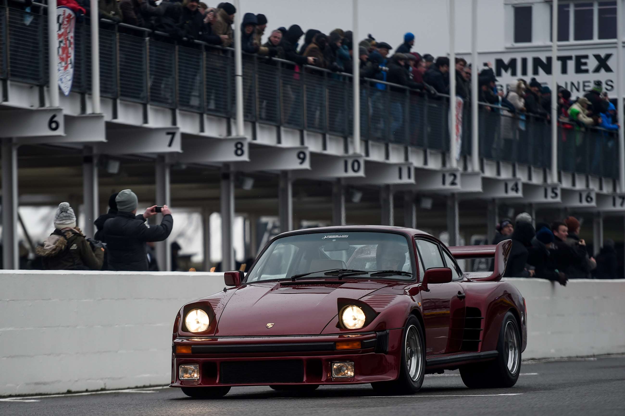 Porsche 935 street