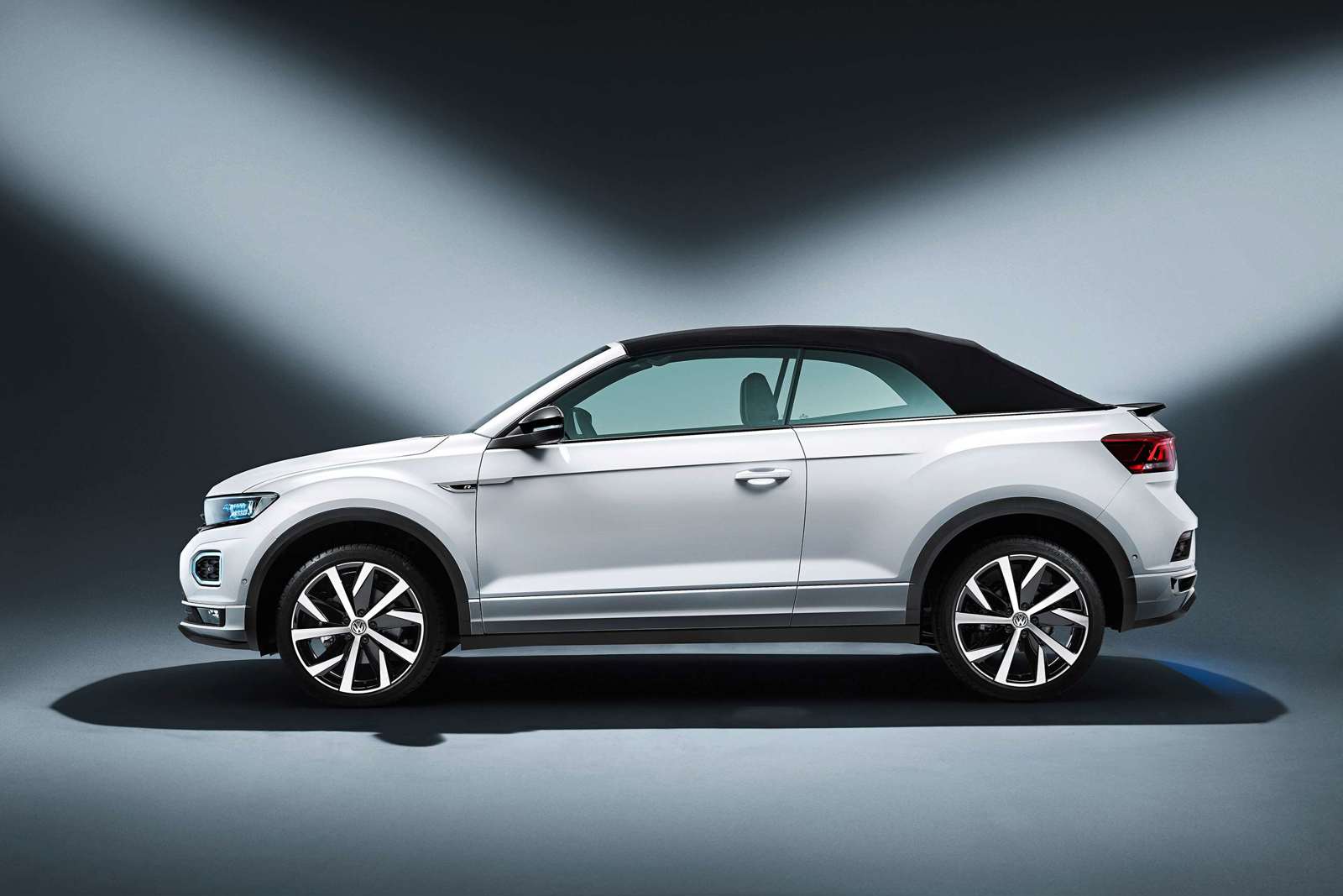 Volkswagen reveals all-new T-Roc Cabriolet