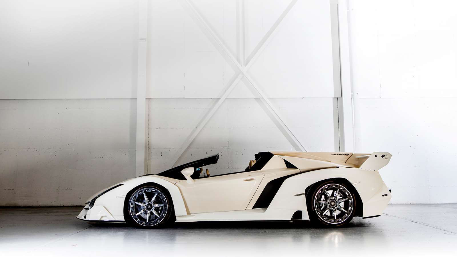 Most expensive Lamborghini ever: Veneno Roadster sells for £ million