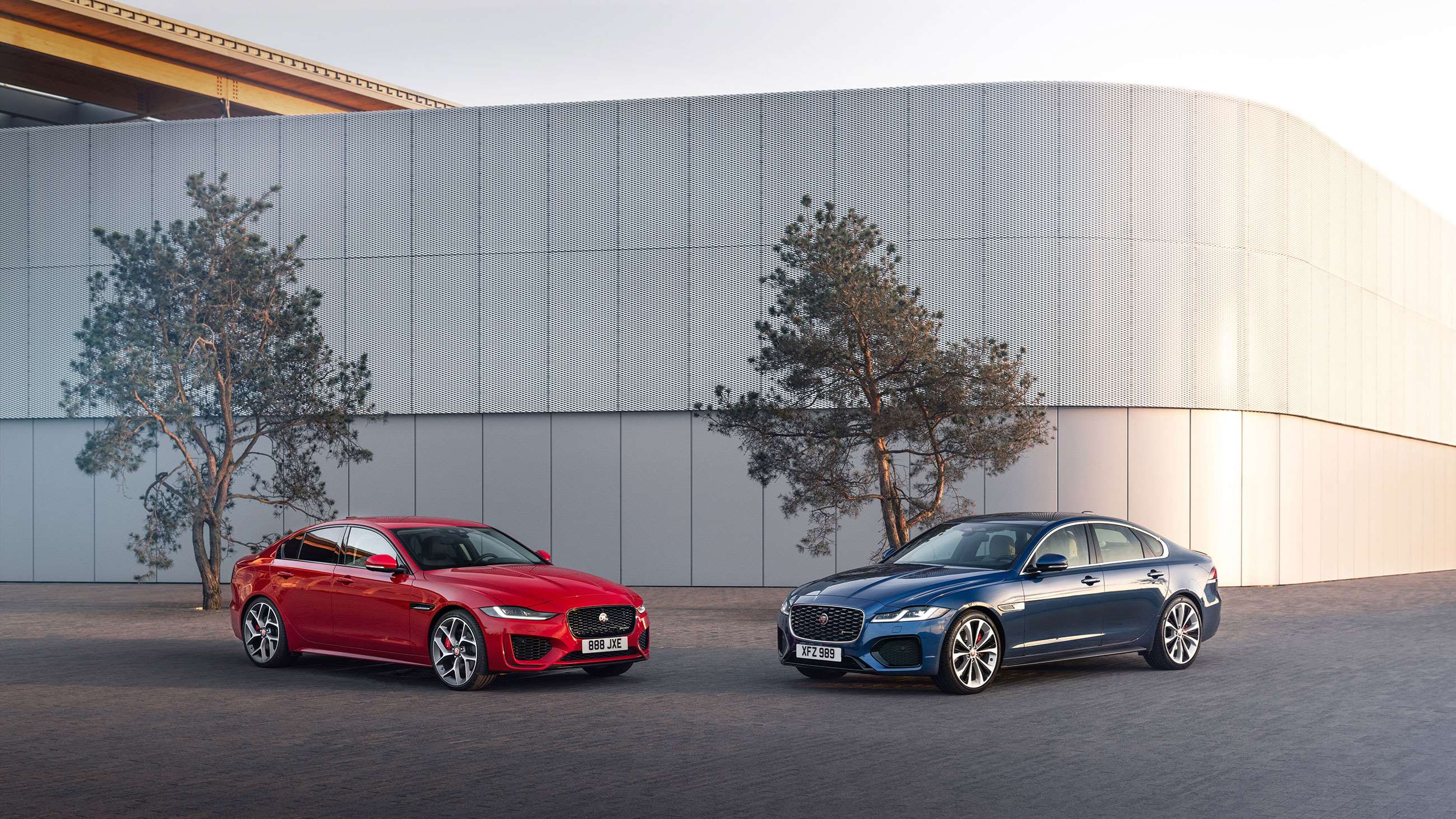 Jaguar launches new XF and hybrid XE GRR