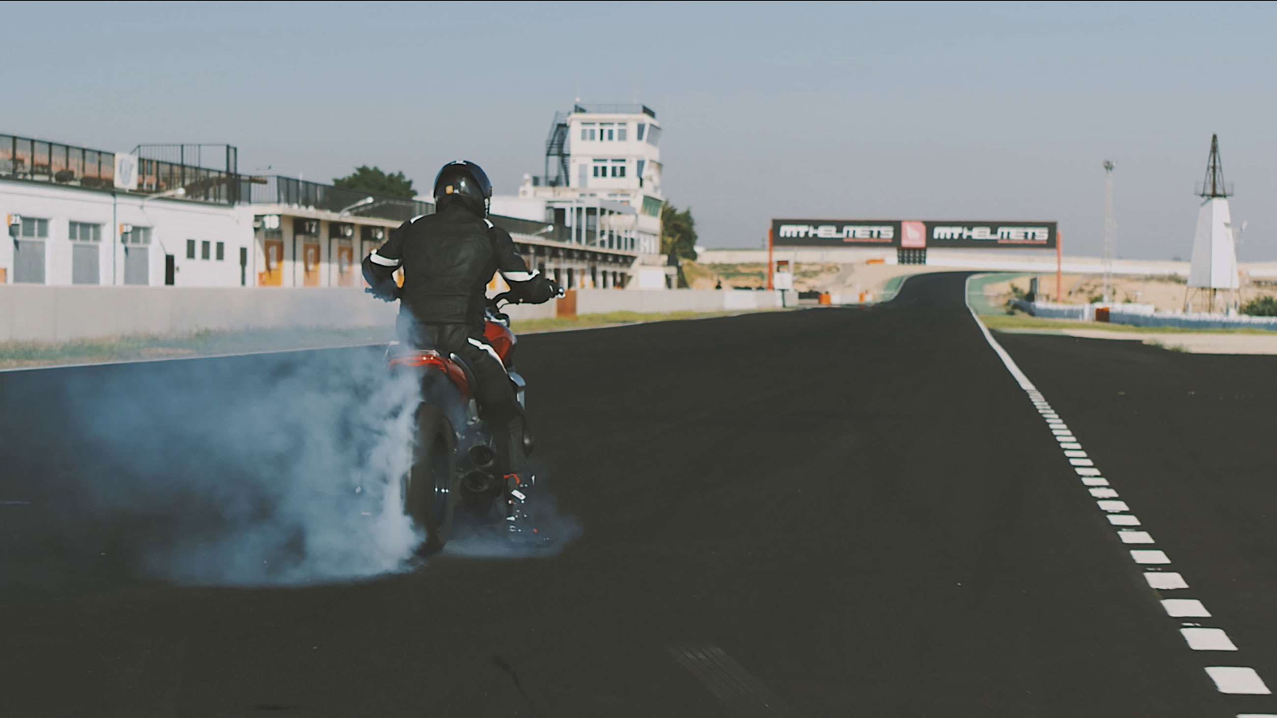 The new Triumph Rocket 3 is the world’s fastest accelerating production ...