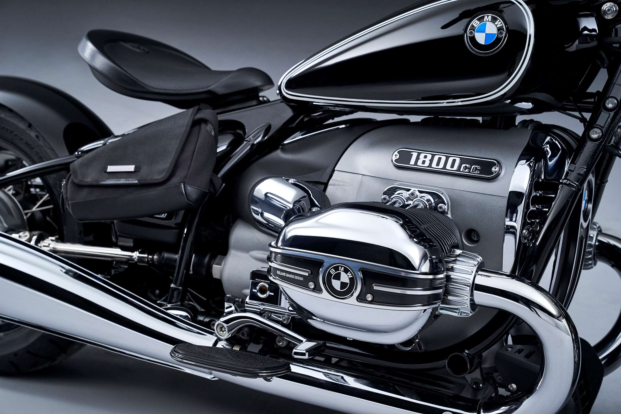 Bmw R18 Boxer Engine BMW reveals production-ready big boxer R18