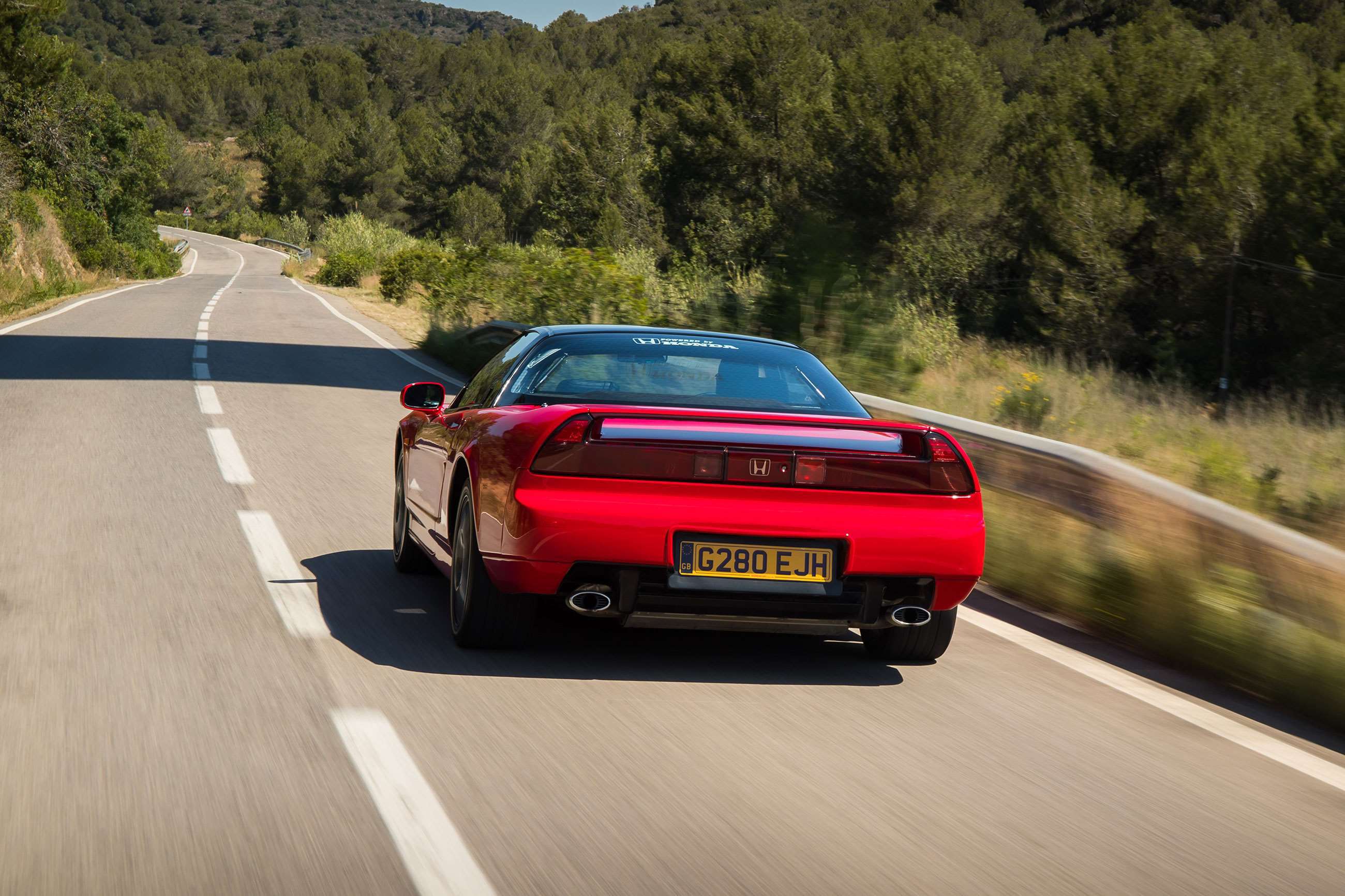 Honda NSX: революция в мире спортивных автомобилей и её технологическое наследие Honda NSX: революция в мире спортивных автомобилей и её технологическое наследие