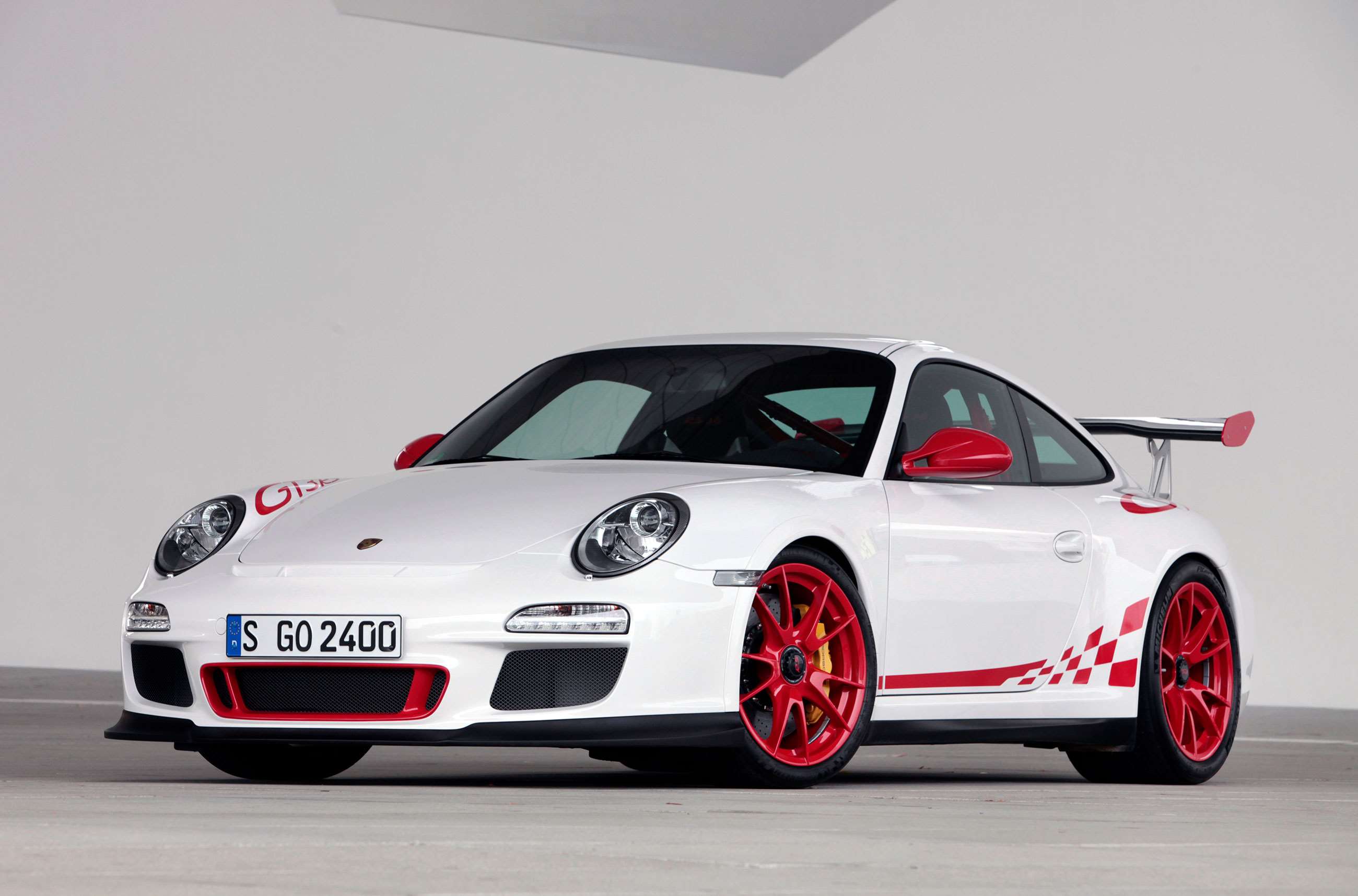 Best-Investment-Cars-2022-3-Porsche-911-GT3-RS-997-2-07122021.jpg