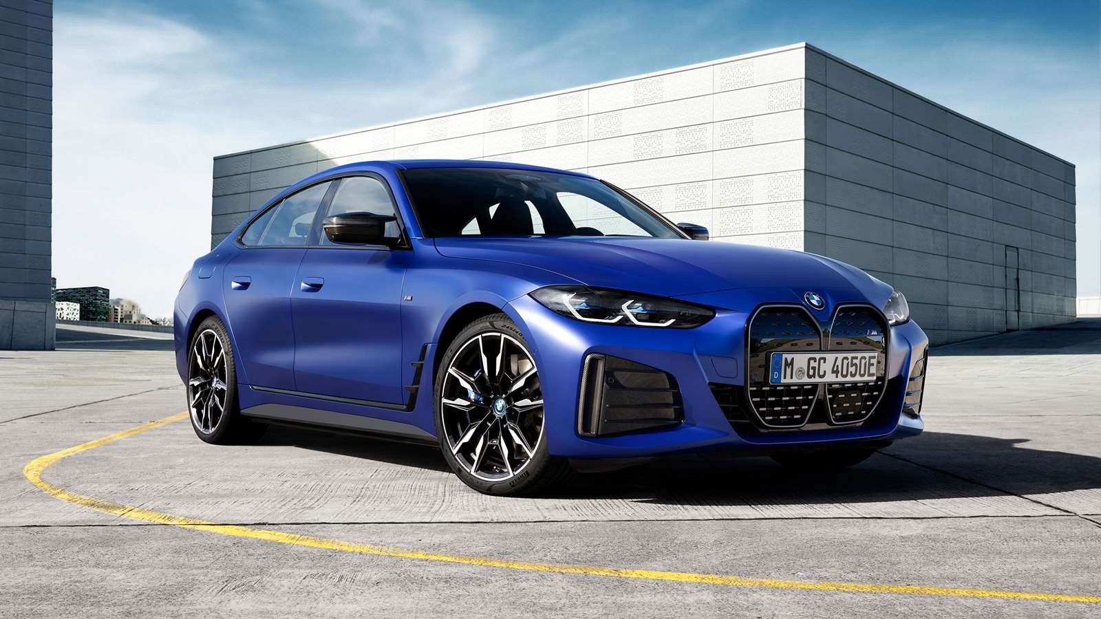 The BMW i4 M50 is the first EV super-saloon | GRR