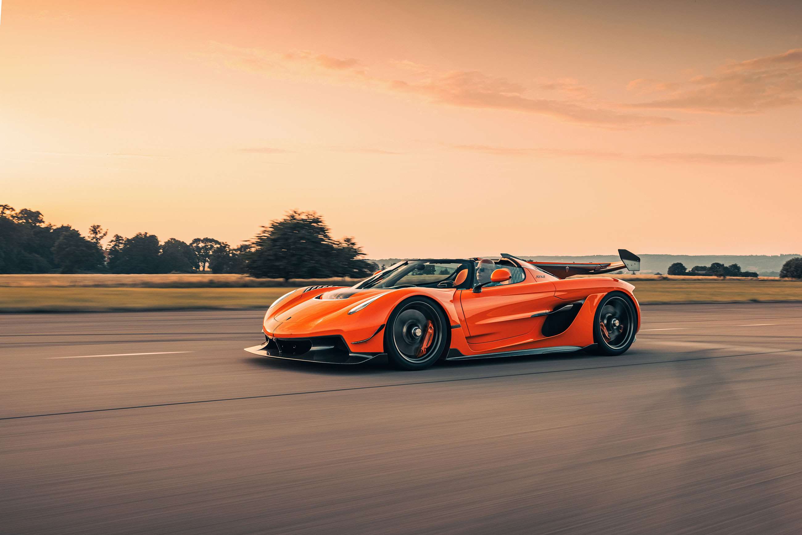 This is the production-spec Koenigsegg Jesko | GRR