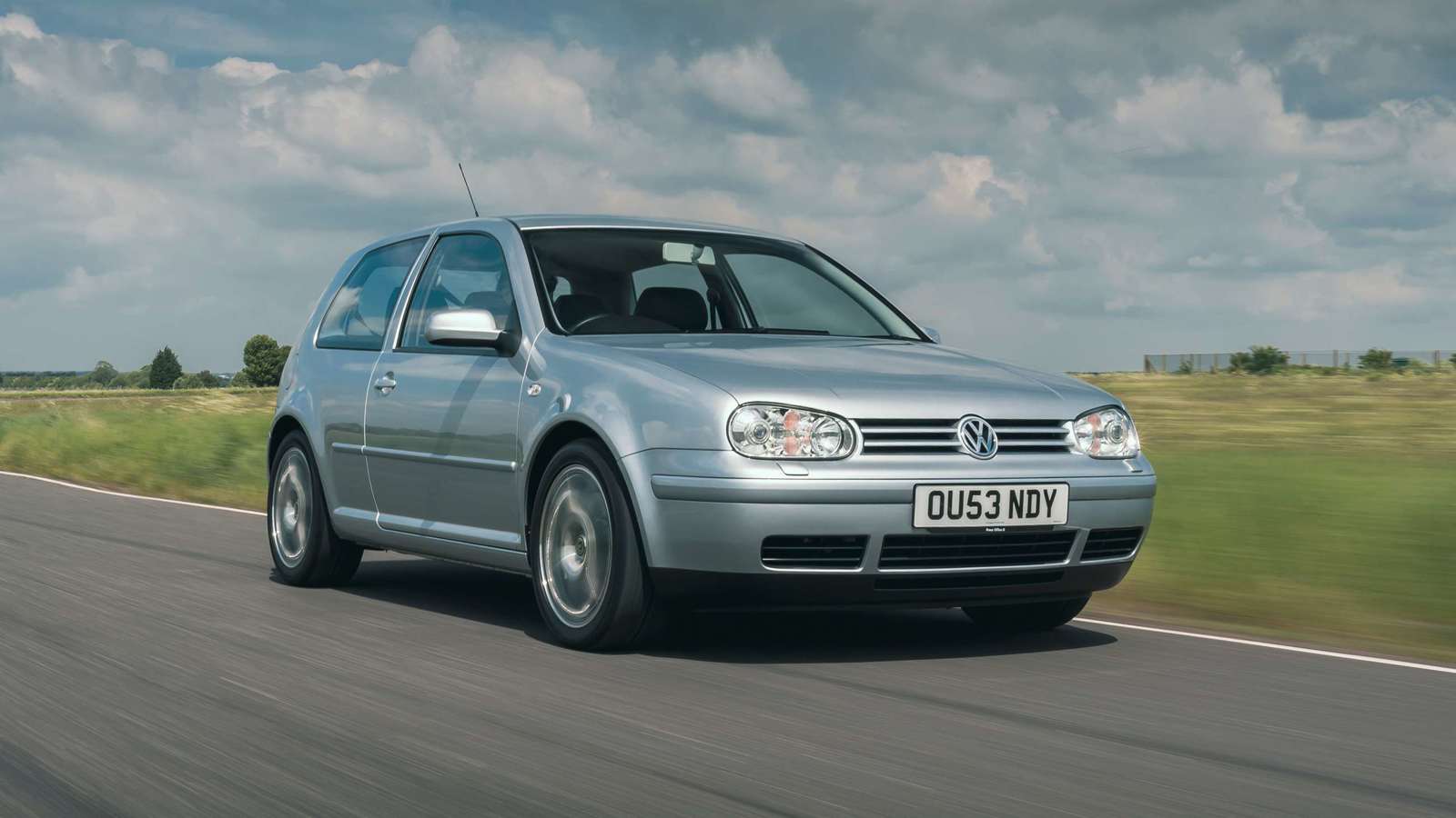 Here are some pictures of a perfect VW Golf GTI Mk II