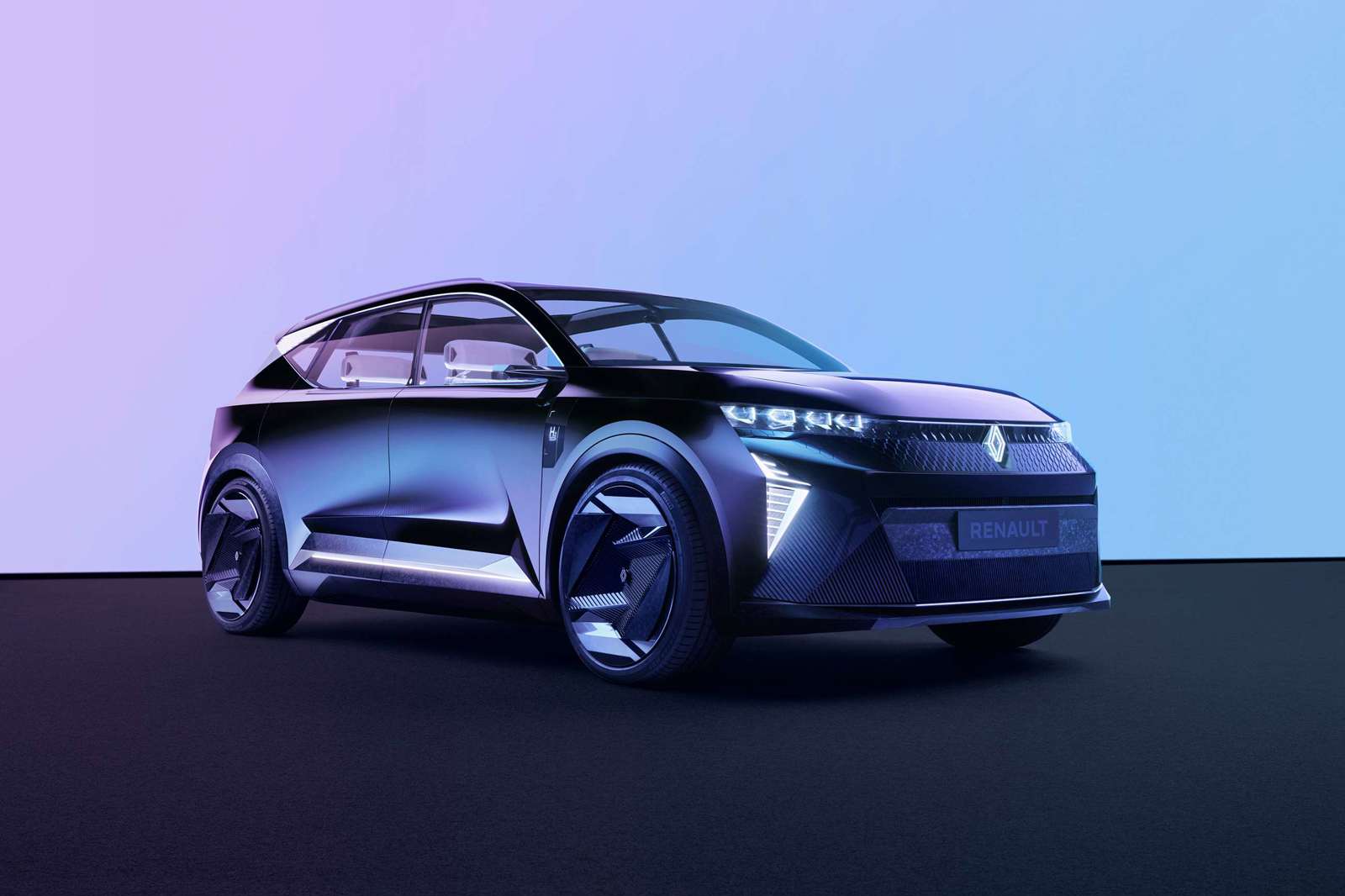 Af en toe Roestig Inwoner Renault Scenic reimagined as a hydrogen-powered SUV | GRR