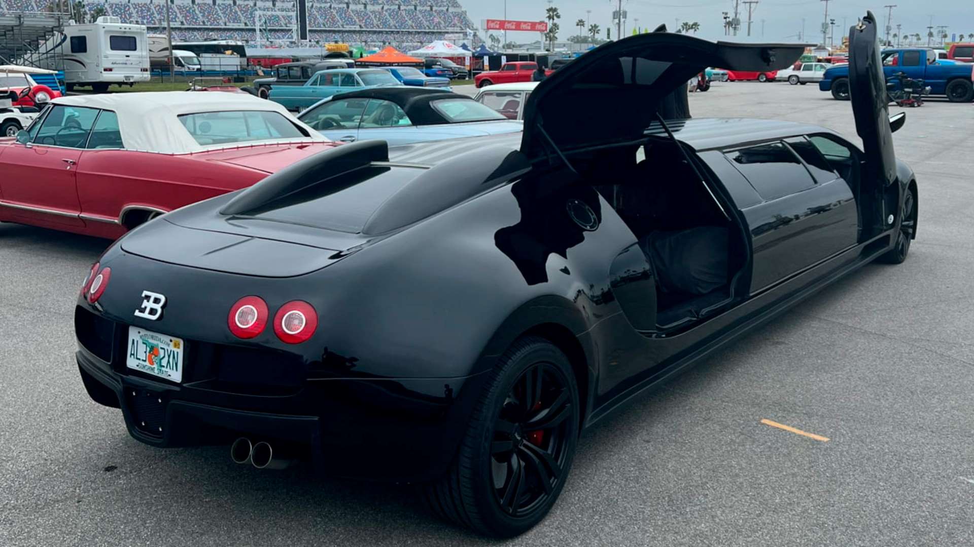 This custom limo mimics Bugatti Veyron a little too well | GRR