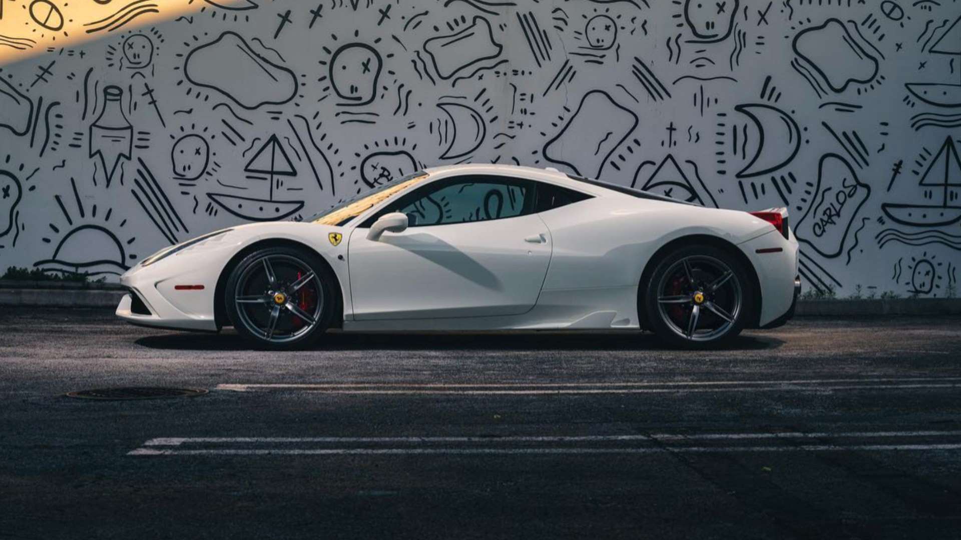 Ferrari 458 Speciale modified with manual gearbox | GRR