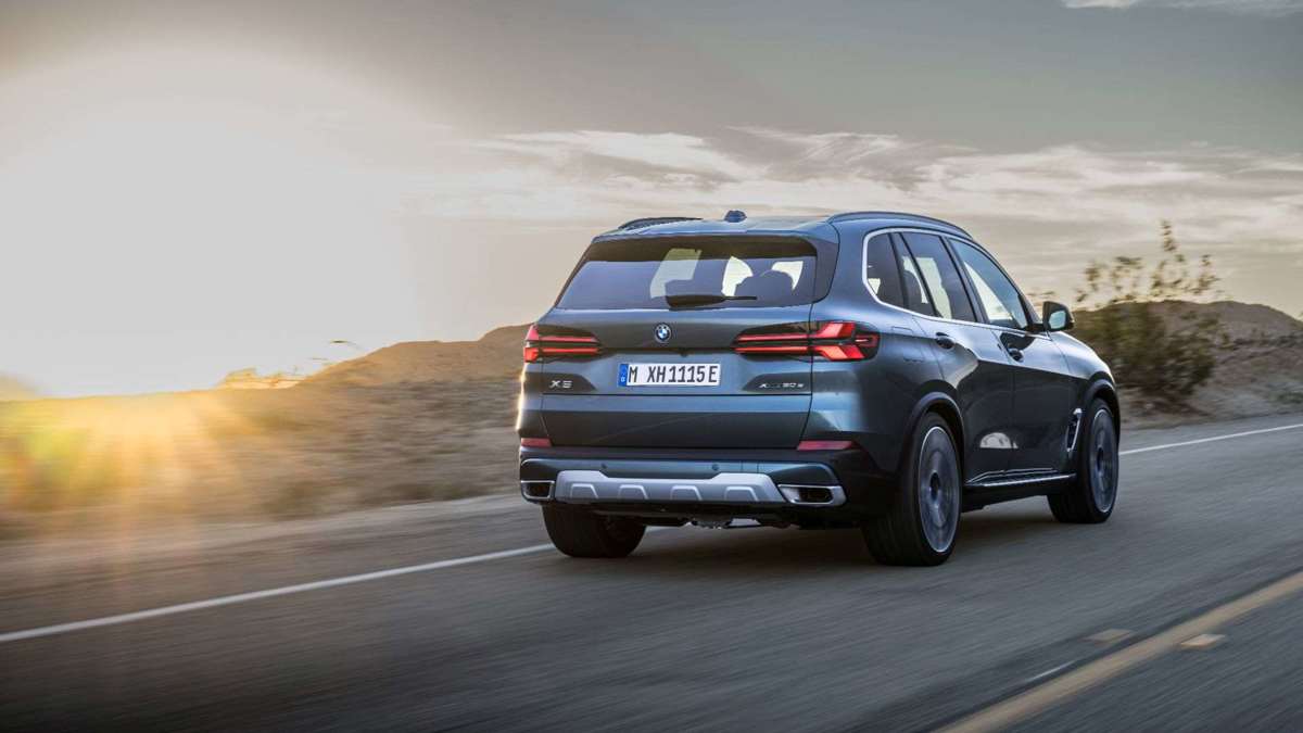 New BMW X5 and X6 revealed | GRR