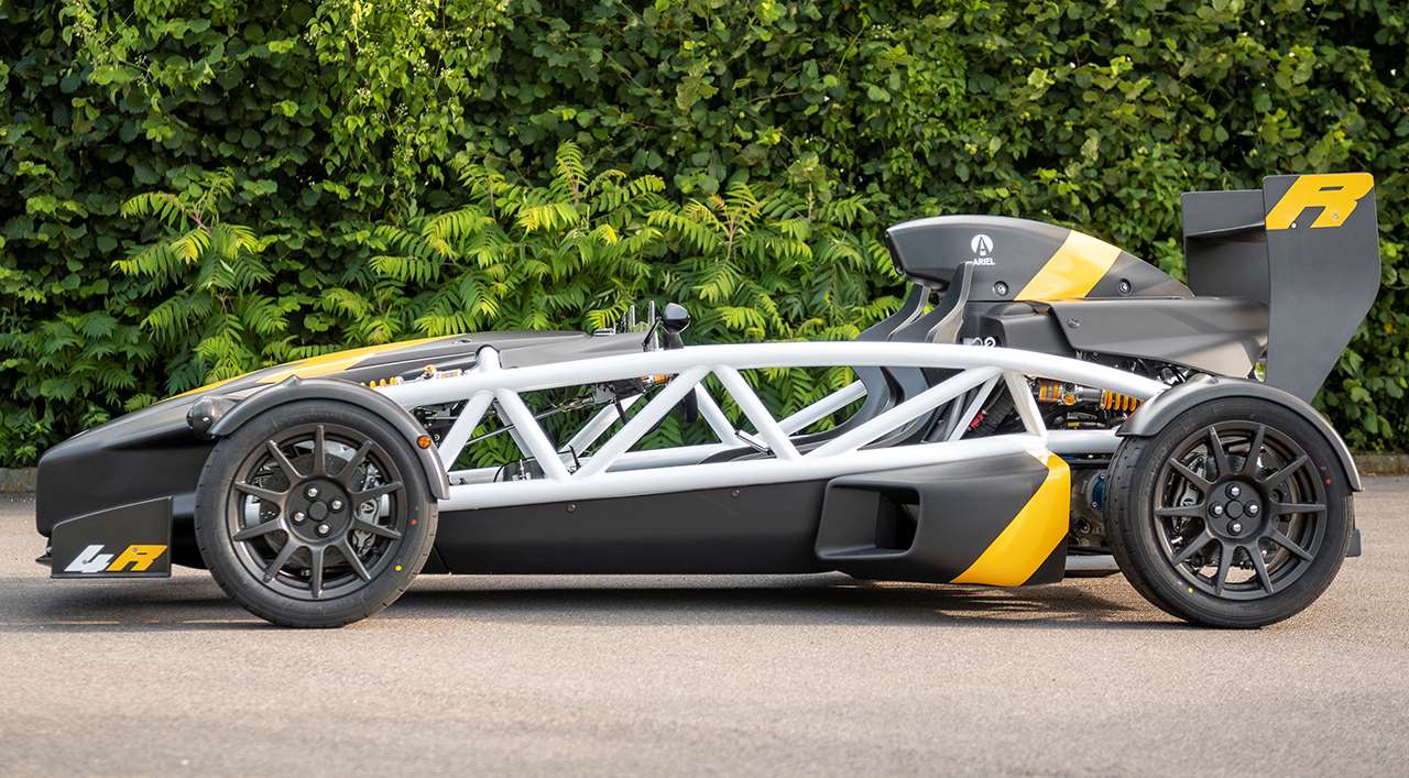 Ariel Atom 4R packs over 400PS and a sequential gearbox | GRR