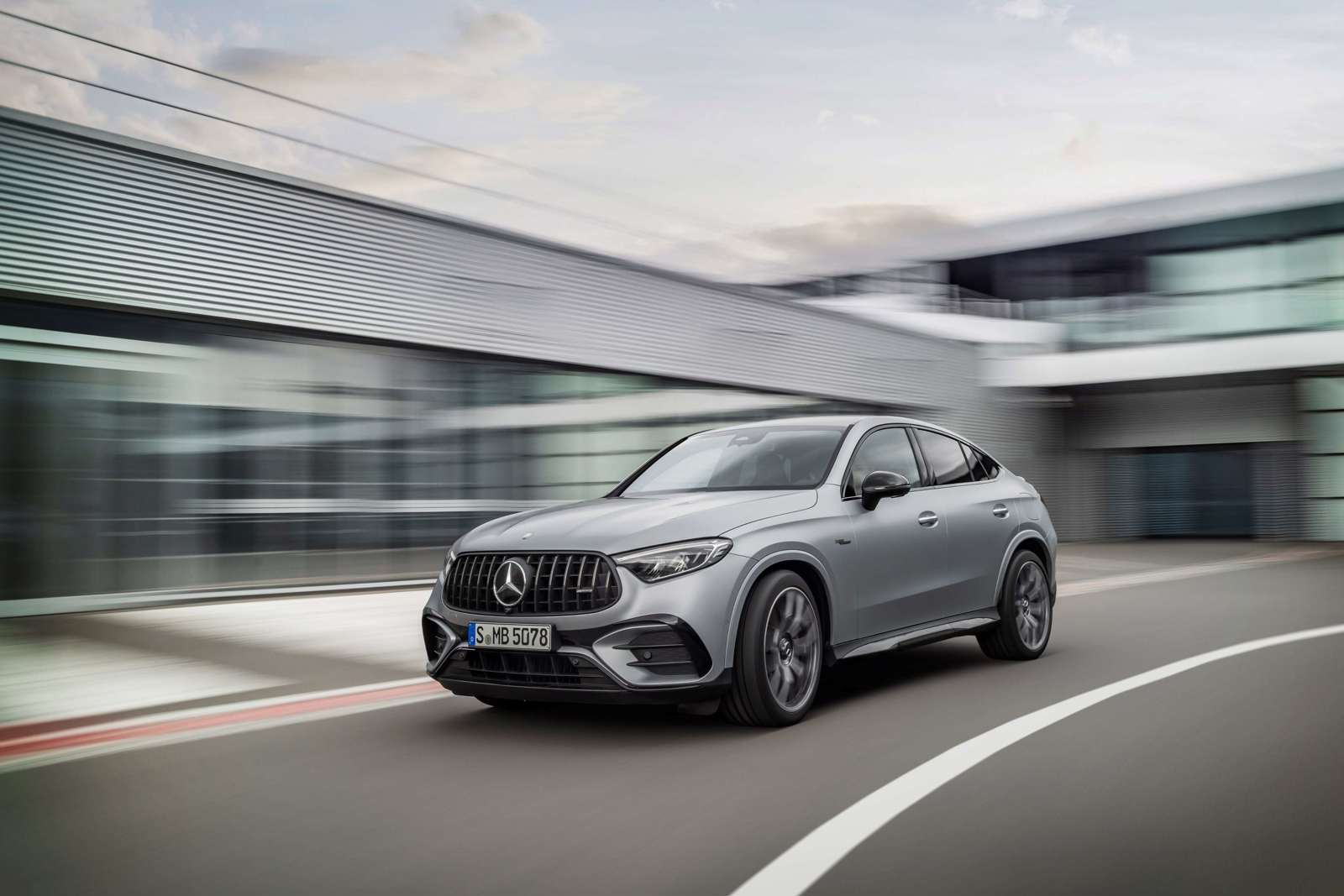 Mercedes-AMG reveals 680PS four-cylinder GLC63 Coupe
