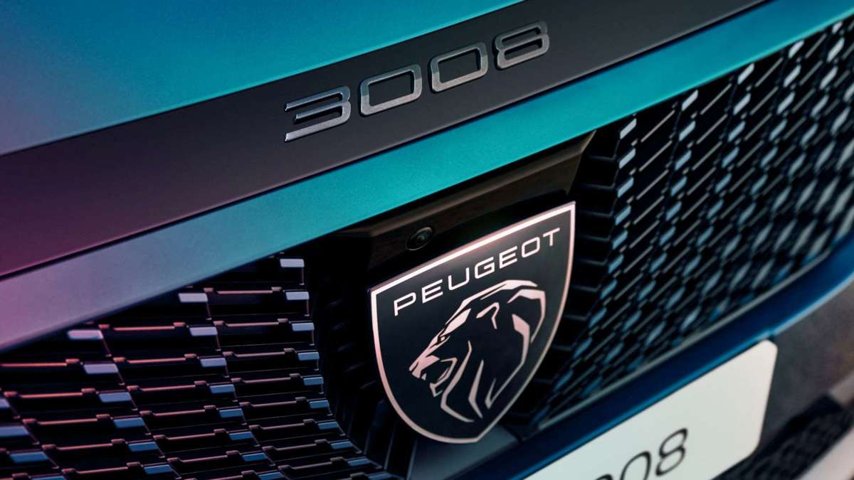 All-New Peugeot E-3008 Debuts With Up To 435 Miles Of Range, 21-Inch  Widescreen