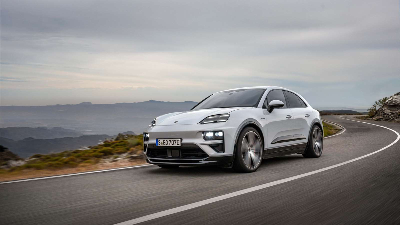 2024 Porsche Macan EV: performance, price and release date