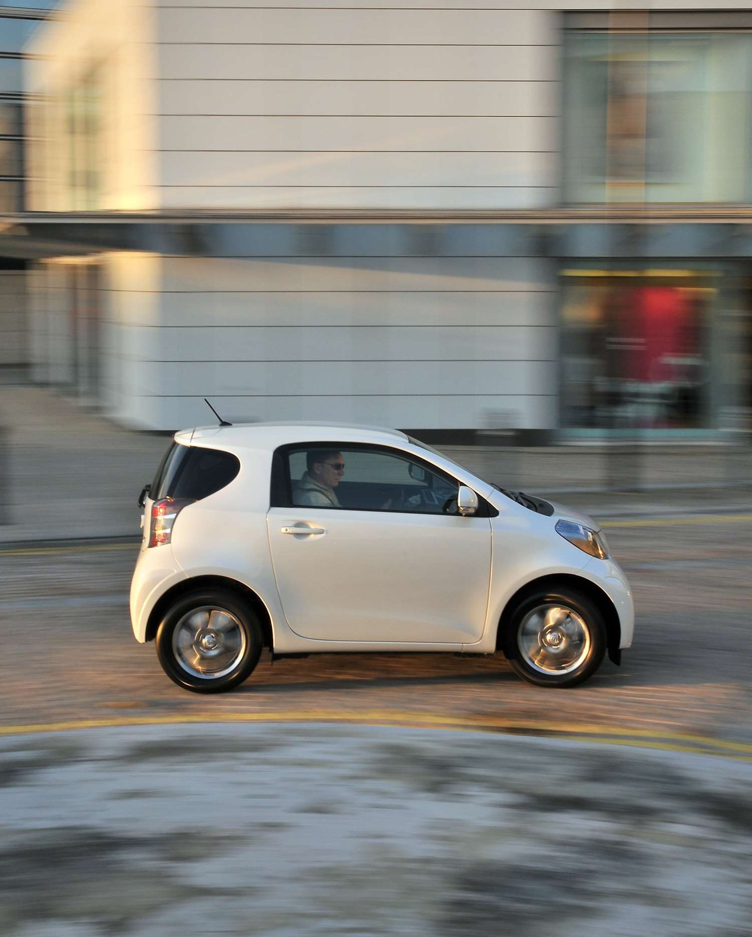 https://www.goodwood.com/globalassets/.road--racing/road/news/2024/03-march/best-small-cars/toyota-iq.jpg?rxy=0.5%2C0.5&utm_source=chatgpt.com