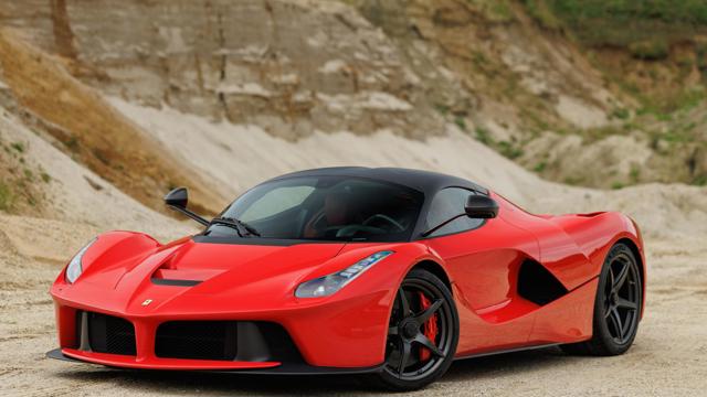 LaFerrari_front.jpg