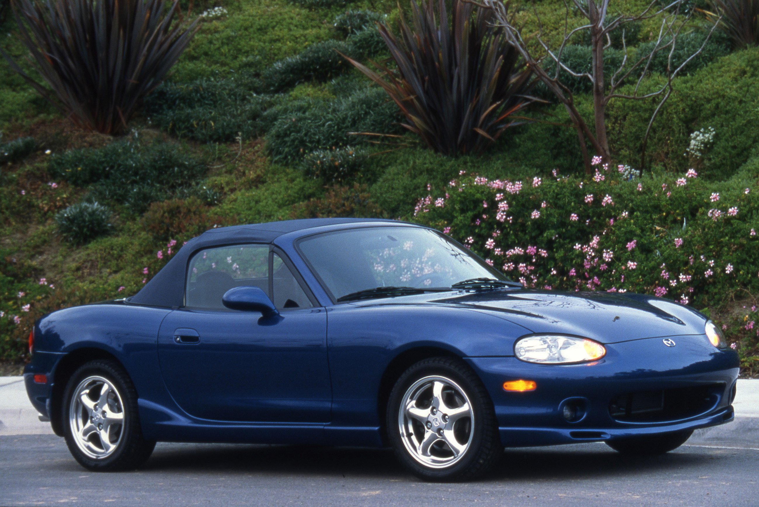 Best Mazda MX-5s ranked 2025 02.jpg