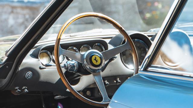 Ferrari_250_Lusso_interior.jpg