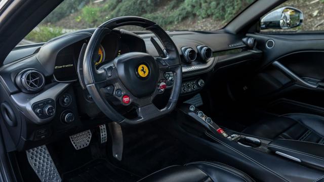 3_Ferrari_F12_interior.jpg