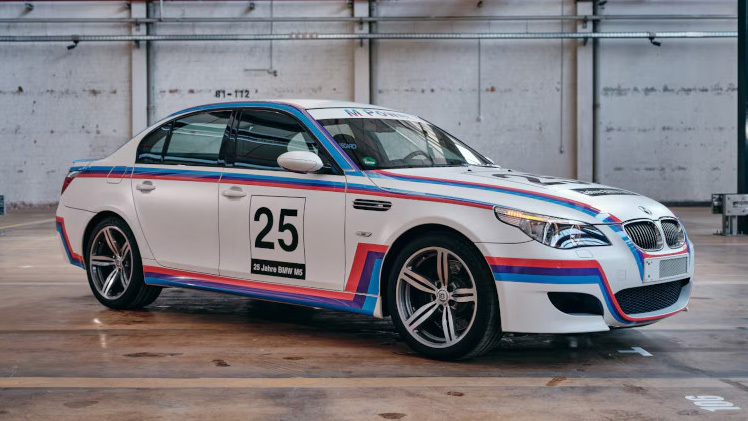 E60 BMW M5 CSL copy.jpg