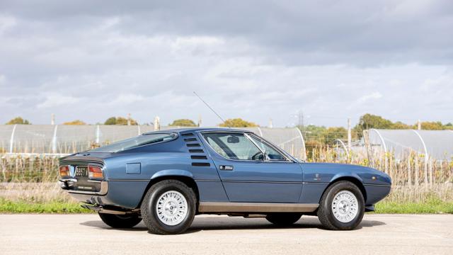 Alfa_Romeo_Montreal_rear.jpg