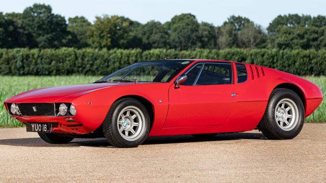 DeTomaso_Mangusta_front.jpg