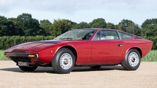 Maserati_Khamsin_front.jpg
