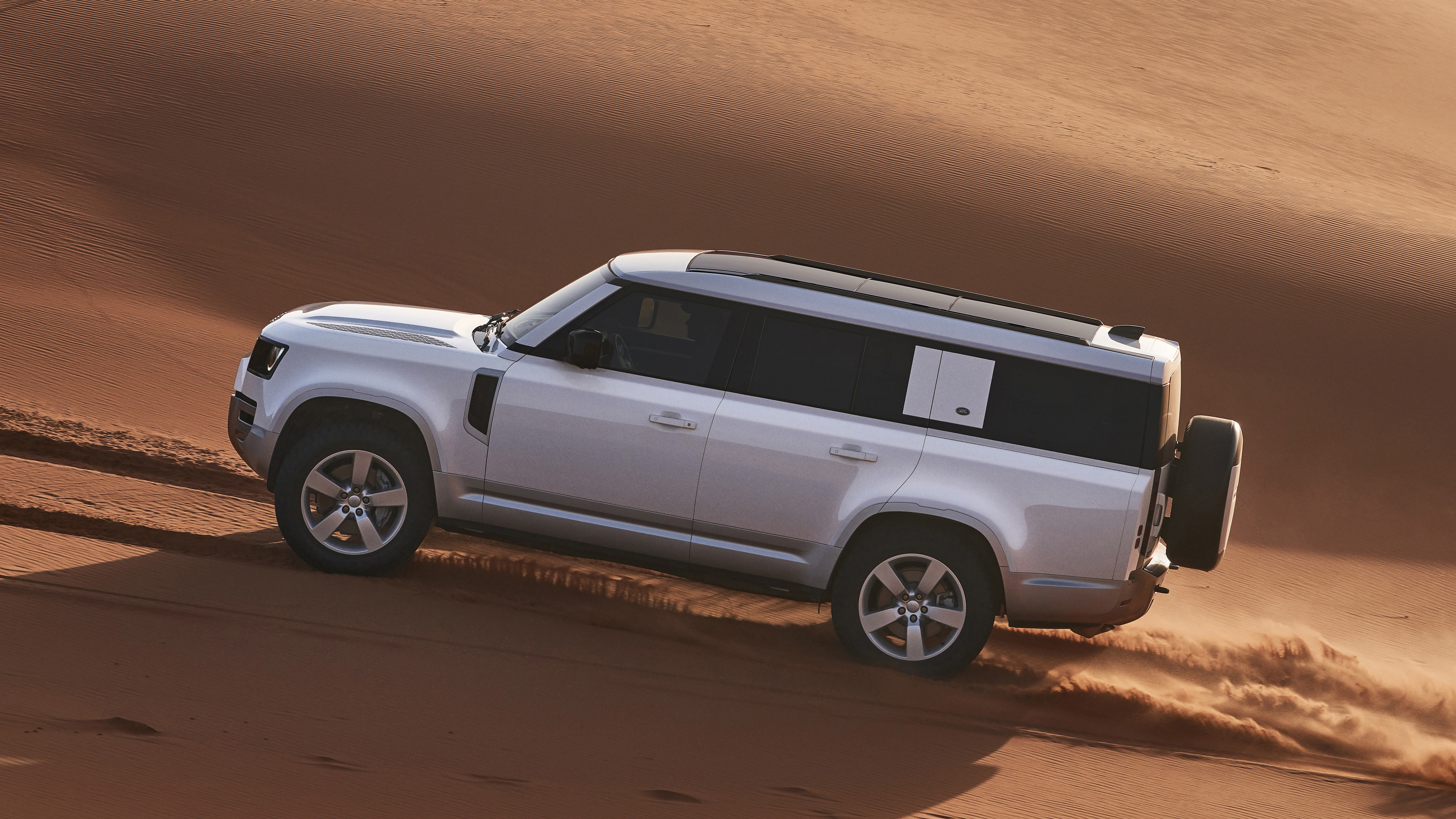 Land Rover Defender 130 copy.jpg